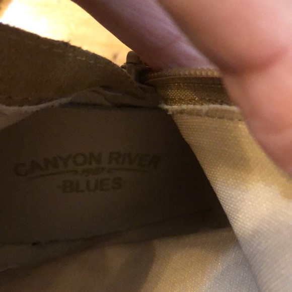 Canyon River Blues suede boots size 6. Like new - Picture 6 of 7